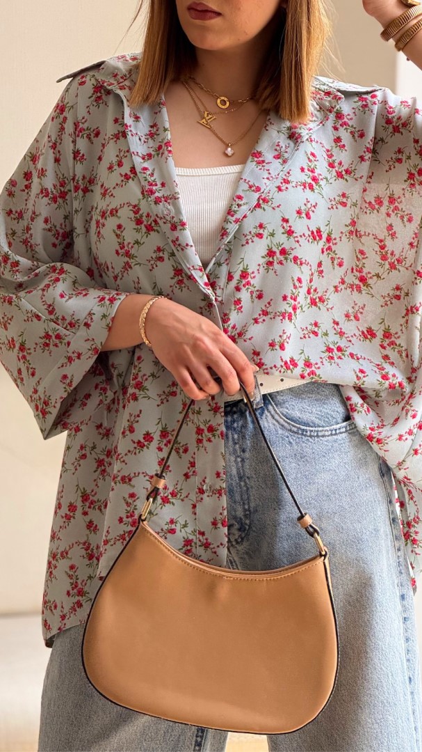 شومیز پروانه طرح گل سرخ