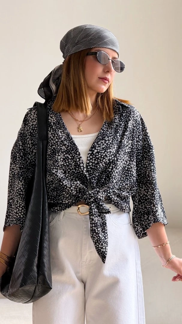 شومیز گل ستاره مشکی